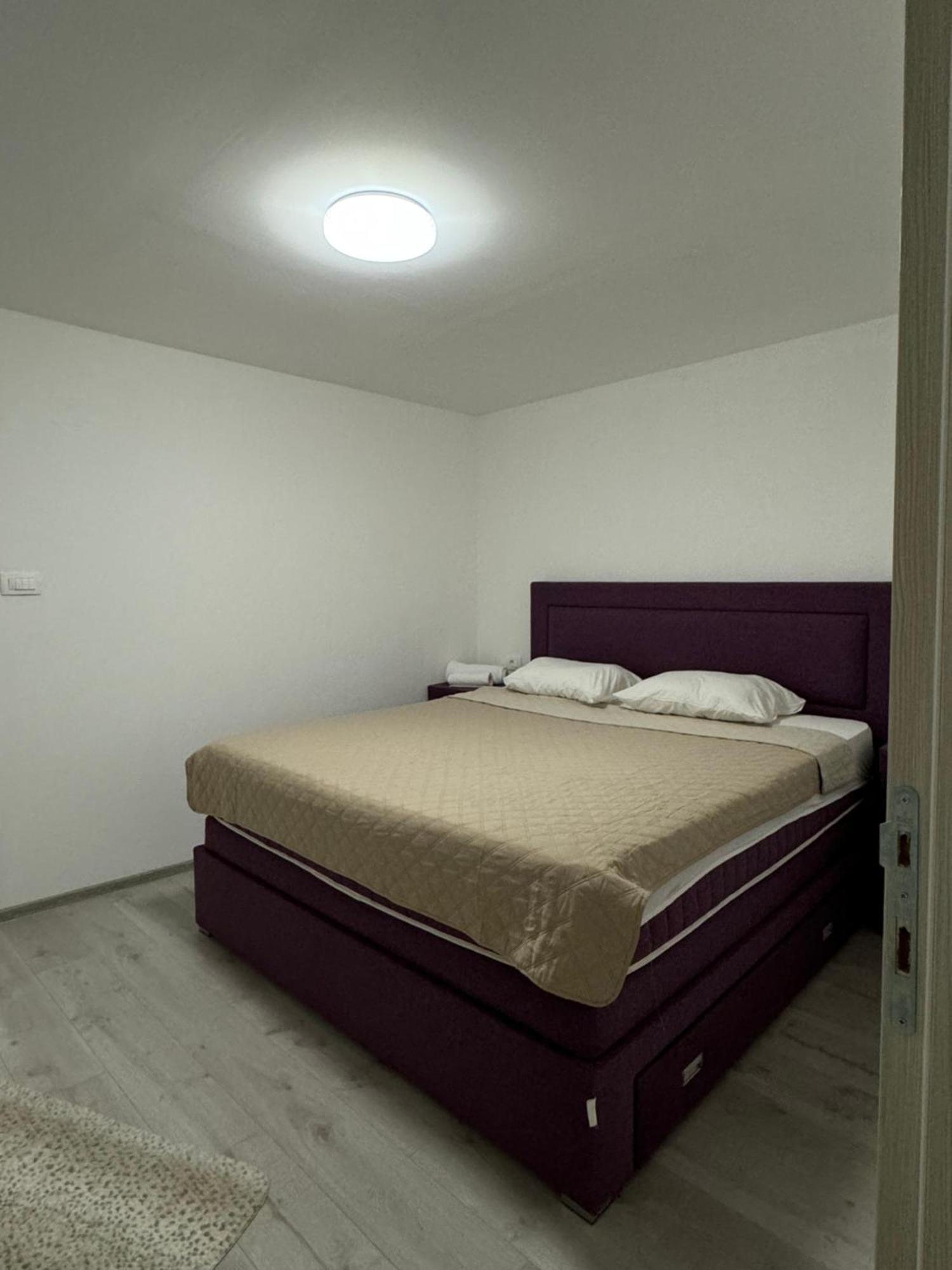 Apartment Airport Dd Mitrovici  外观 照片
